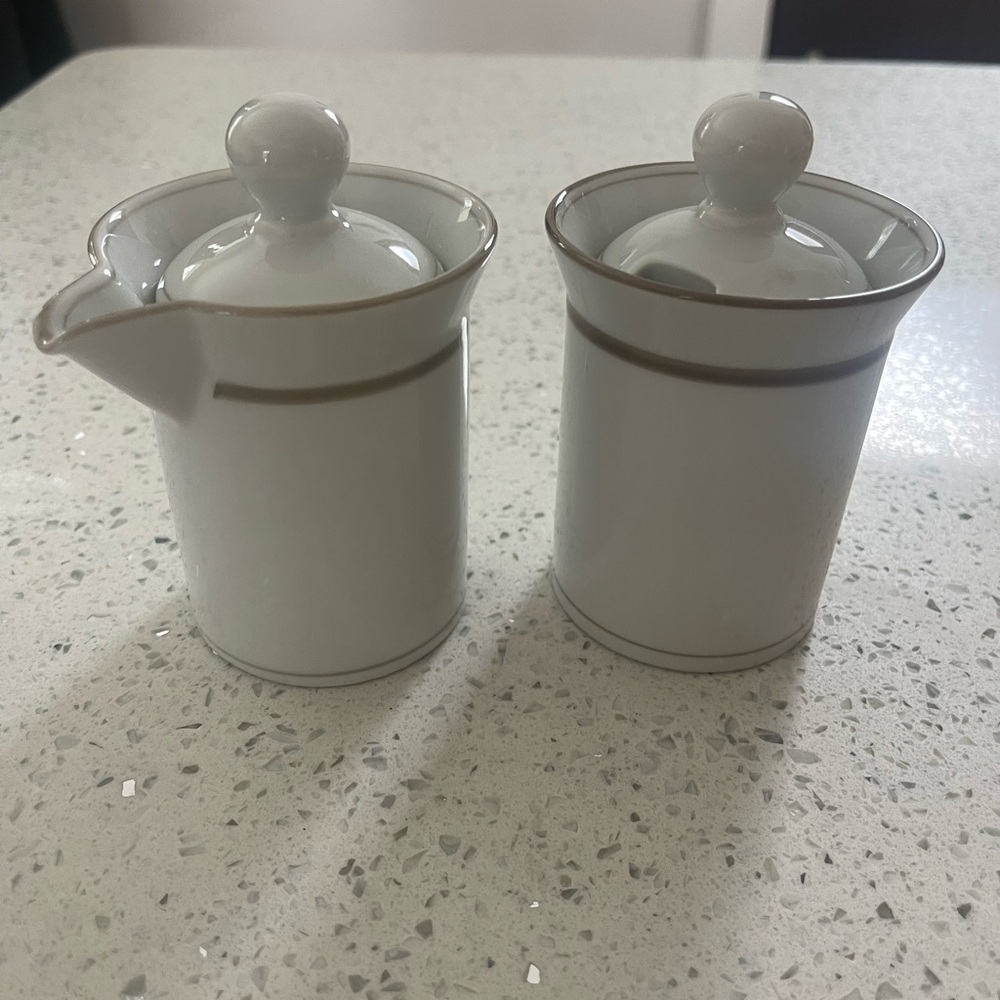 Elegant White Ceramic Creamer and Sugar Set